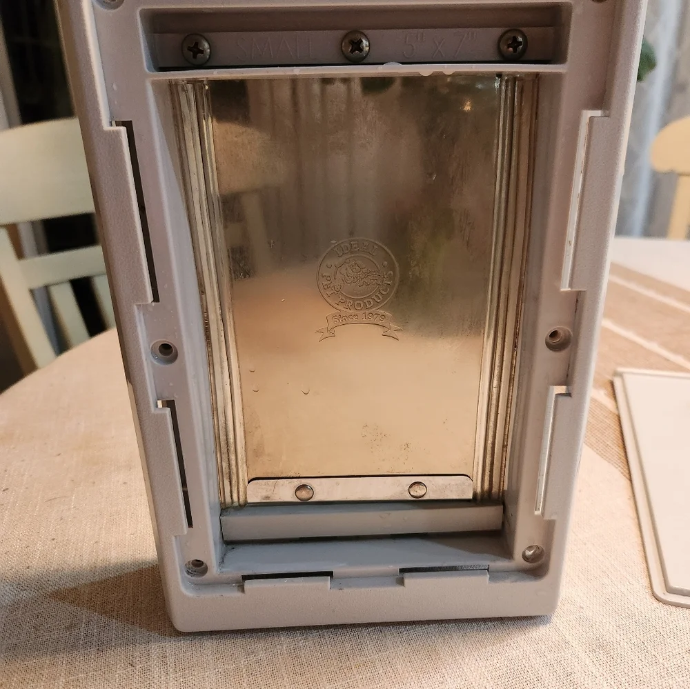 Doggie door 5x7 used